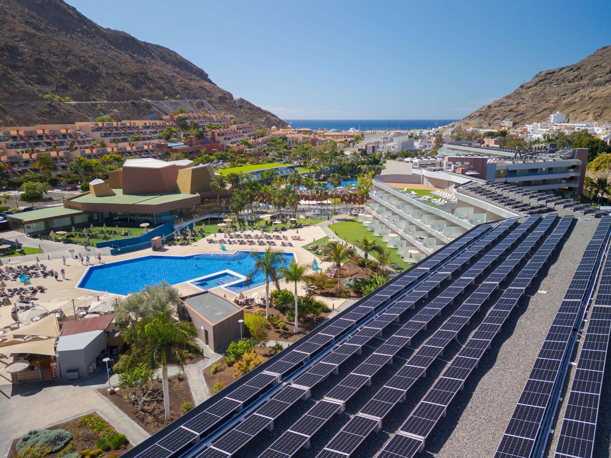 פוארטו דה מוגן Radisson Blu Resort & Spa, Gran Canaria Mogan מראה חיצוני תמונה